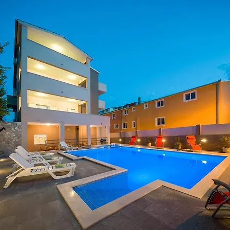 With Private Swimming Pool *
