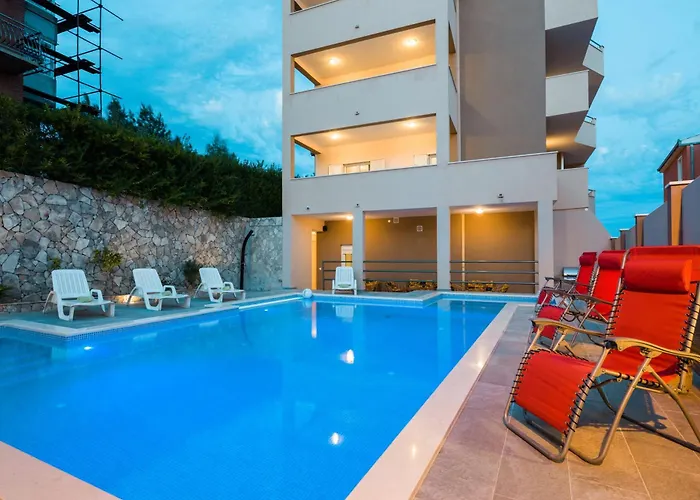Lägenhet With Private Swimming Pool