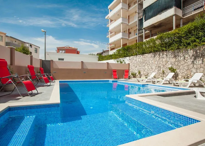 With Private Swimming Pool * Podstrana